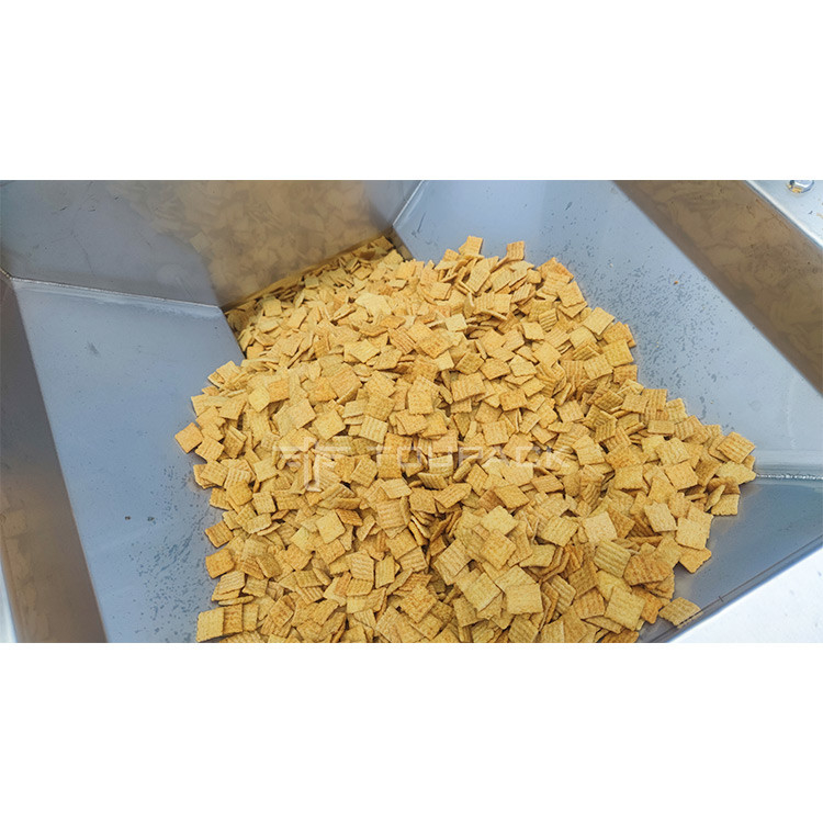 32 Pesadora de cabeza Máquina de llenado automático alimentos hinchados Cereales de maíz Flakes de papa Chips de plátano Nachos Nueces máquina de embalaje