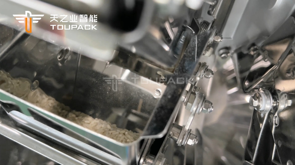 PLC MCU 14 cabeza alta alta precisión multi-cabeza pesa granulado de arroz de bolsas de embalaje máquina