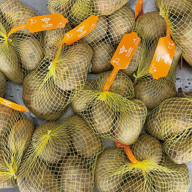 Máquina de embalaje y pesaje de bolsas con malla de red totalmente automática para verduras papas naranjas y frutas