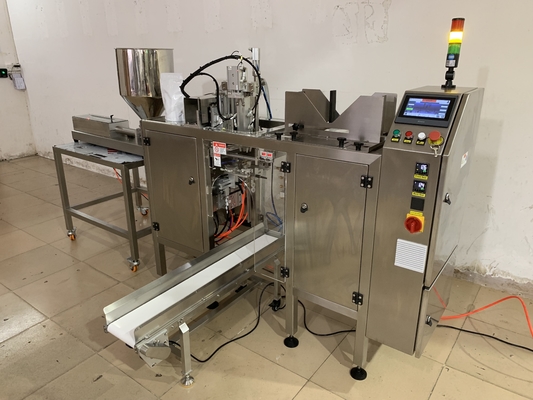 Equipo de aislamiento de relleno de Mini Premade Pouch Packing Machine del alimento para animales