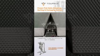 Diseñado para bolas de pescado congeladas, este sistema de pesaje multicabezal